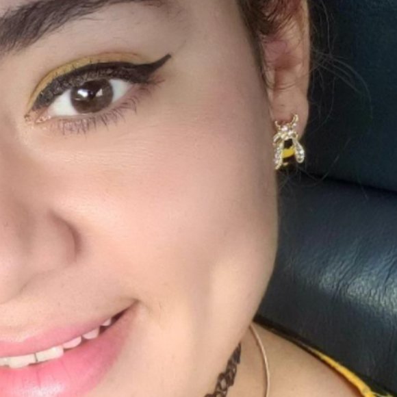 Crystal Bumble Bee Stud Earrings - Picture 7 of 8